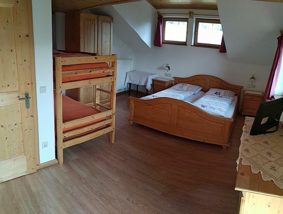 Naschthof Lägenhet Toblach Exteriör bild