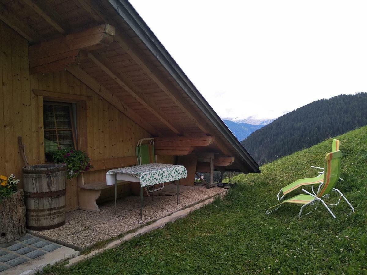 Naschthof Lägenhet Toblach Exteriör bild